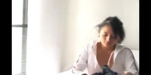 Two Columbian sisters have fun with a lucky amigo