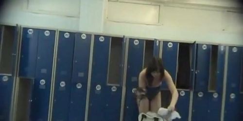 Hidden Camera Video. Dressing Room N 425
