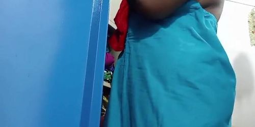 Tamil Wife Bathing And Hot Moments With Devar - Big Natural Boobs & Homemade Fun