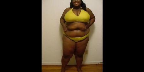 Ebony BBW in bikini