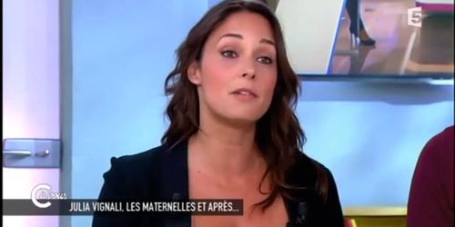 Julia Vignali 12 06 2015 C a vous