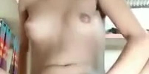 Desi Horny Slut Mastrubating Her Wet Shaved Pusssy