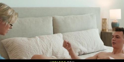 Stepmother Catches Stepson'S Deceitful Act (Josh Rivers, Nina Dee)