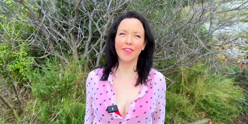 Lily Rose, 35 Years Old, Executive Secretary In Cannes! - Lily Porn (Lily-Rose Ray, Lily Rose Ray, Blue eyes, Blue Eyes)
