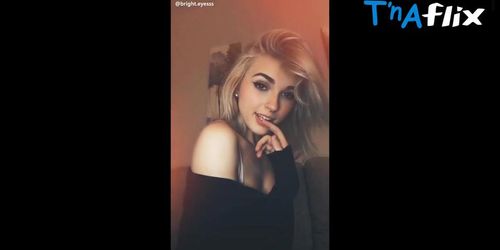 Taylor Skeens Breasts Scene  in Taylor Skeens Instagram / Tiktok