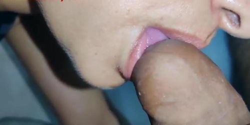 Indian Girlfriend Shows Tongue Skills In Hot Desi Blowjob