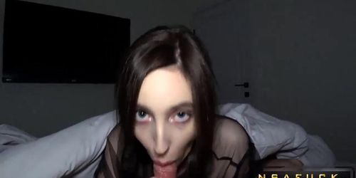 I Share a Bed with my Innocent 18yo Stepsister p1