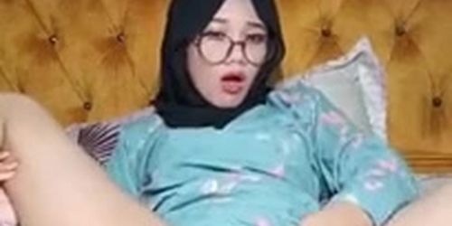 Awek Tudung Review Vibrator