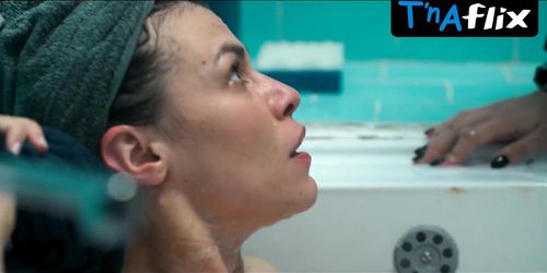 Ana Ularu Breasts Scene  in Subteran