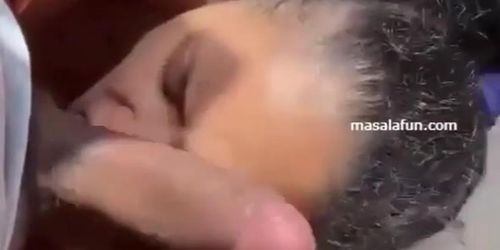 Srilankan Married Couples Recording Sex Tape - Sucking Each Other