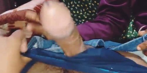 Desi Bhabhi Swallows Cum in Mouth - Best Indian Homemade Blowjob