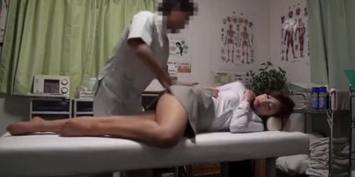 Japanese Teen Amazing Sex Harassed By Fake Chiropractic