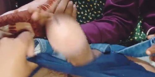 Desi bhabhi swallows cum in mouth - best indian homemade blowjob