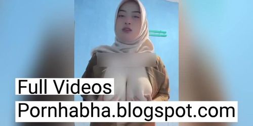 Sedang Viral Bu Guru Salsa Toket Besar