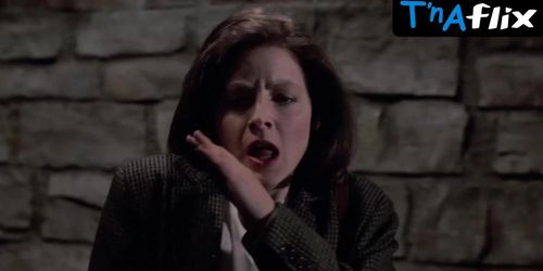 Jodie Foster Sexy Scene  in Silence Of The Lambs