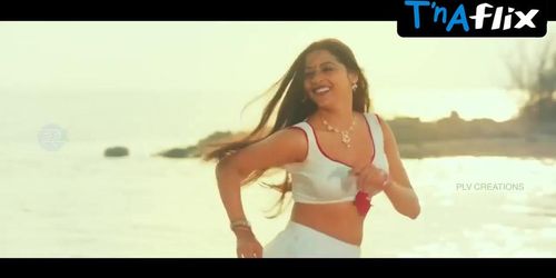 Priyanka Prasad Sexy Scene  in Pranayagodari