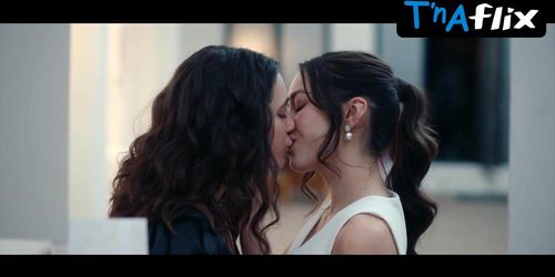 Sofia Masson Lesbian Scene  in Fatal Exposure