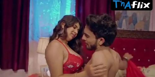 Poonam Tiwari Sexy Scene  in Rangeen Kahaniyan ( Dil Maange More) 2025