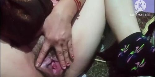 Desi indian bhabhi fingering her hairy pink pussy - sexy gunjan