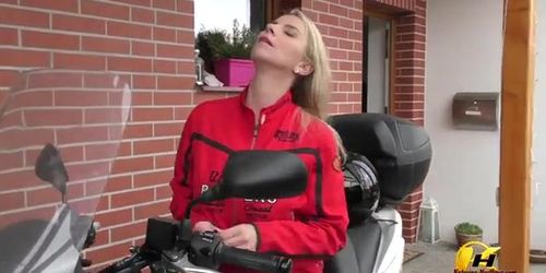 Katerinahartlova Back To Home On Motorbike Lewd Extreme Gangbang (Katerina Hartlova)