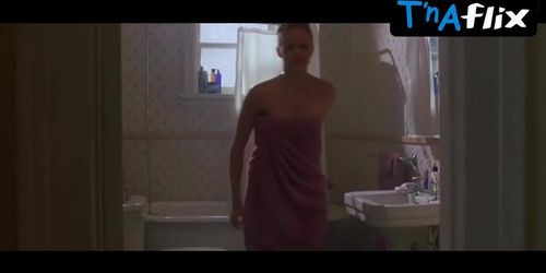 Marley Shelton Breasts Scene  in Valentine