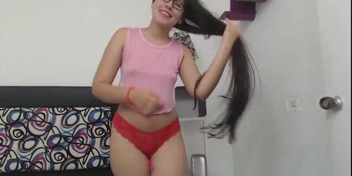 What is the name of this twerking latina?