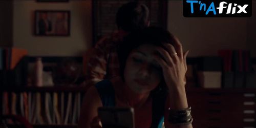 Husne Shabnam Sexy Scene  in Tribhuvan Mishra Ca Topper