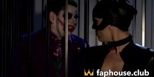 XXX Porn - Cat-woman Helps Joker Escape From Impricomrade's sonment and Lets Him Screw Her!