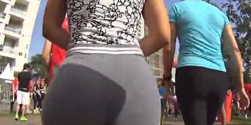 perfect big round ass blonde grey leggings