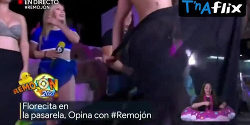 Floresita Flores Butt,  Breasts Scene  in Las Noches Del Futbol