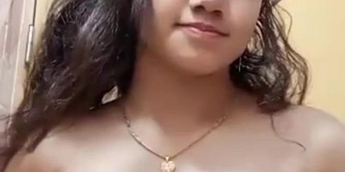 Mallu Cute Girl Showing Nude