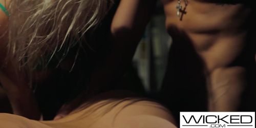 WICKEDOFFICIAL - Voyeur Babe Spies On Couple Fucking And Joins THREESOME (Blondie Anderson, Cherry Kiss, Emma Hix, ????Emma Hix????)