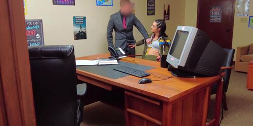 Principal Nicky offers teacher Isabel one good deal for her stepson