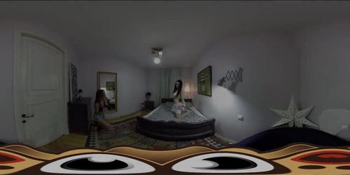 VR sahrye porn Sexy photo session in 360