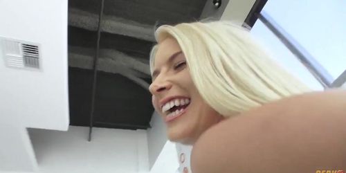 Anal Para Mi Mama Culona Anikka Albrite