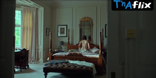 Annabel Scholey Lesbian,  Butt Scene  in The Serial Killer'S Wife