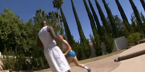 Gianna Michaels Gets Fucked By NBA Player