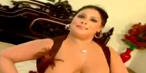 tits show mujra