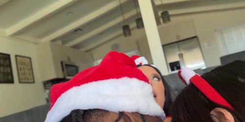 Very Horny Christmas !!! - Angela White (Violet Myers, Violet Bbw)