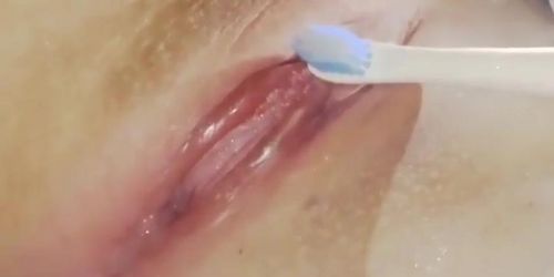 Toothbrush pussy orgasm contractions wet