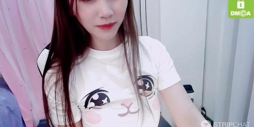 Weiwei-sz cocktease on cam