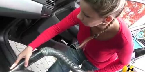 Katerinahartlova Cleaning Car At Gas Station Lewd Sloppy Bj (Katerina Hartlova)