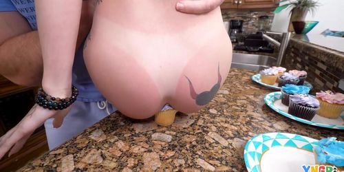 Shrooms Q Eats Stepdad Big Cock