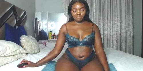 thick booty ebony showing lips through panties