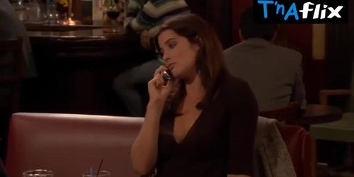 Cobie Smulders Sexy Scene  In How I Met Your Mom