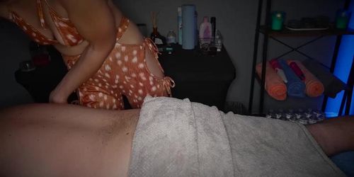 Curvy Mommy Wants To Fuck Sweet Hot Step-son