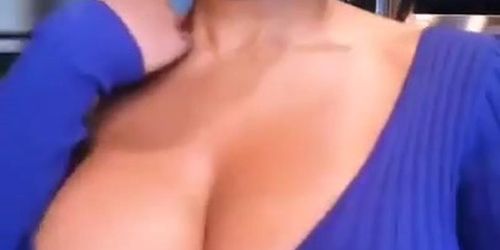 Moriah Mills 4 boobs