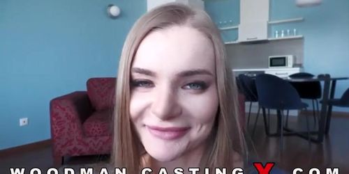 Casting Fibi Euro