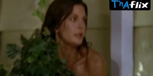 Teri Hatcher Sexy Scene  in Desperate Housewives