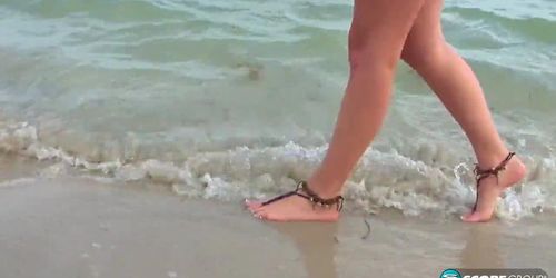 Sandy Toes - Sandy Beach (Michelle Honeywell)